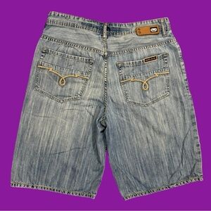 Y2K Ecko Unltd. Light Wash Baggy Jean Shorts